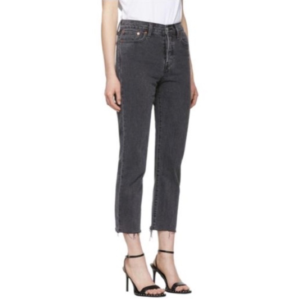 Levi's Premium Wedgie Raw Hem Jeans | Grey | Size 27 Waist - Picture 1 of 8